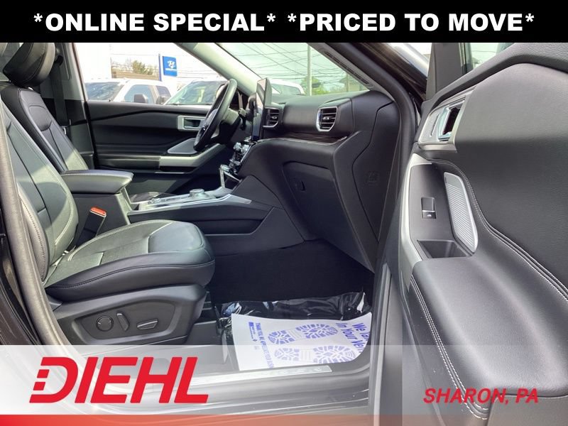 Used 2023 Ford Explorer Limited w/ Hybrid Equipment Group 310A AWD/4WD image 21