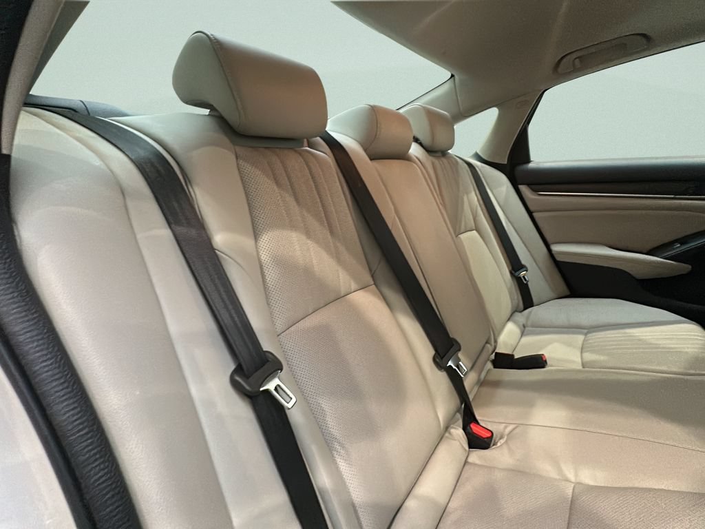 Certified 2018 Honda Accord Touring image 21