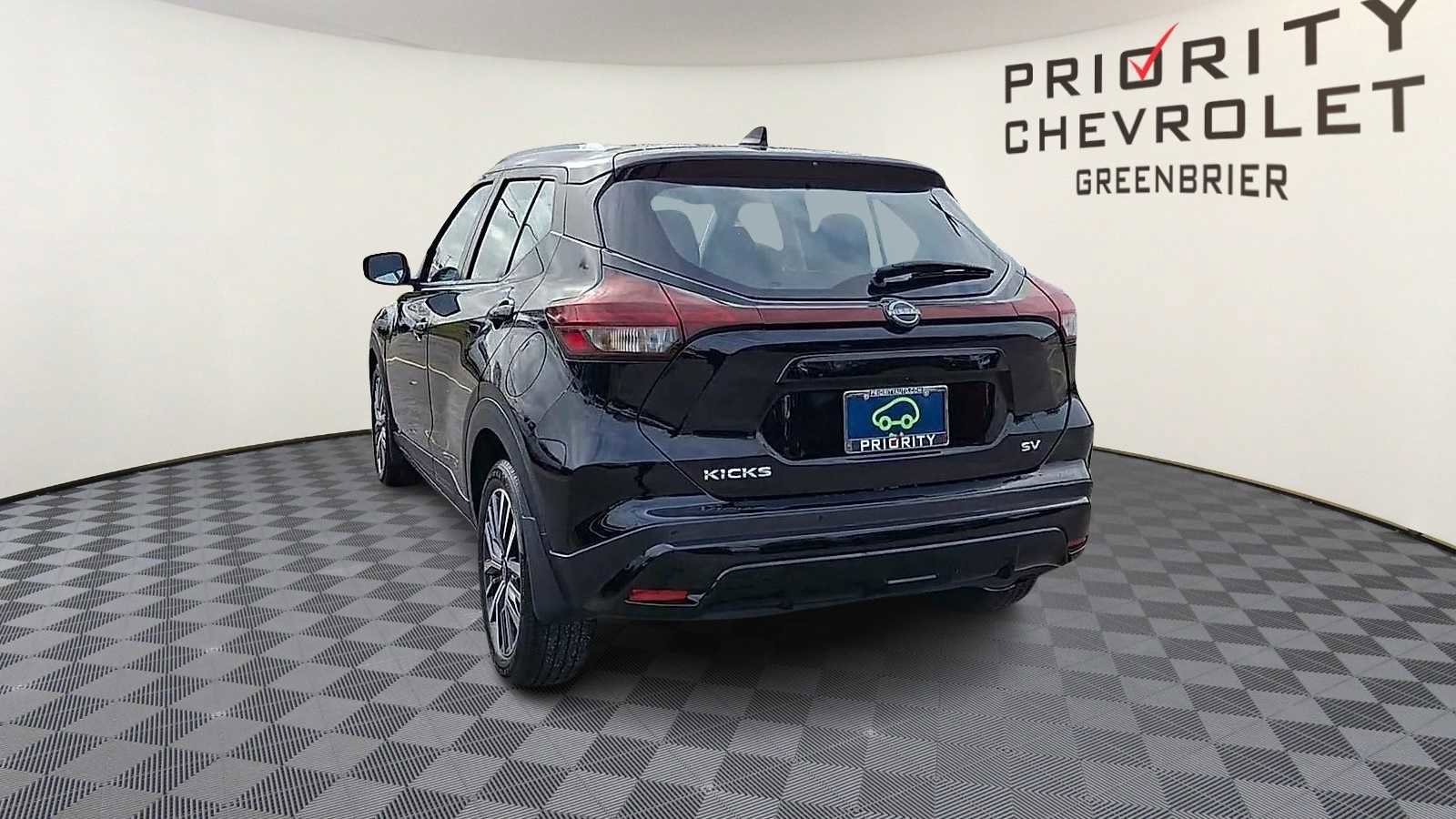 Used 2024 Nissan Kicks SV image 7