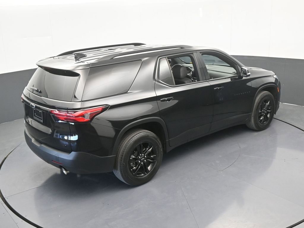 Used 2023 Chevrolet Traverse LT w/ Midnight/Sport Edition image 54
