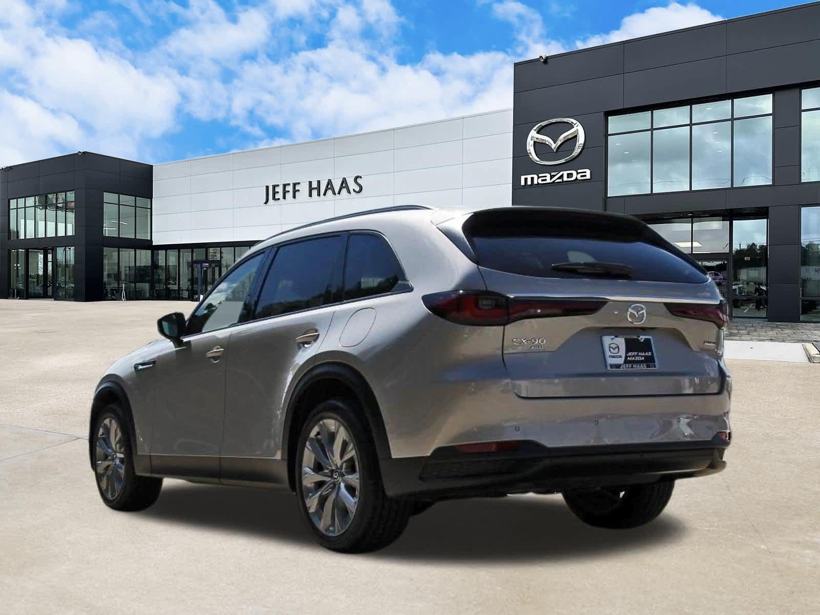 Used 2026 MAZDA CX-90 3.3 Turbo w/ Preferred Package AWD/4WD image 2
