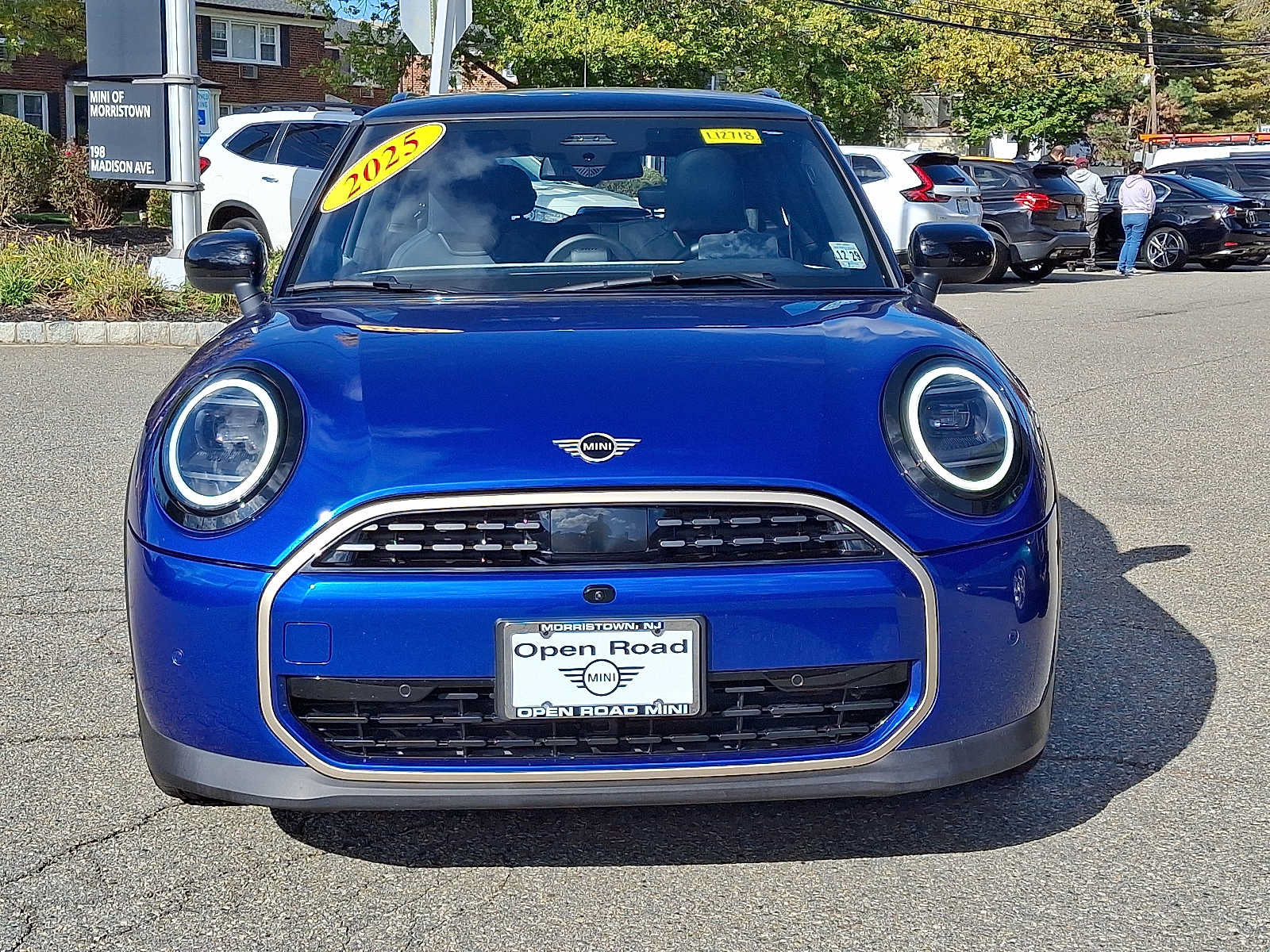 Used 2025 MINI Cooper 2-Door Hardtop FWD image 2