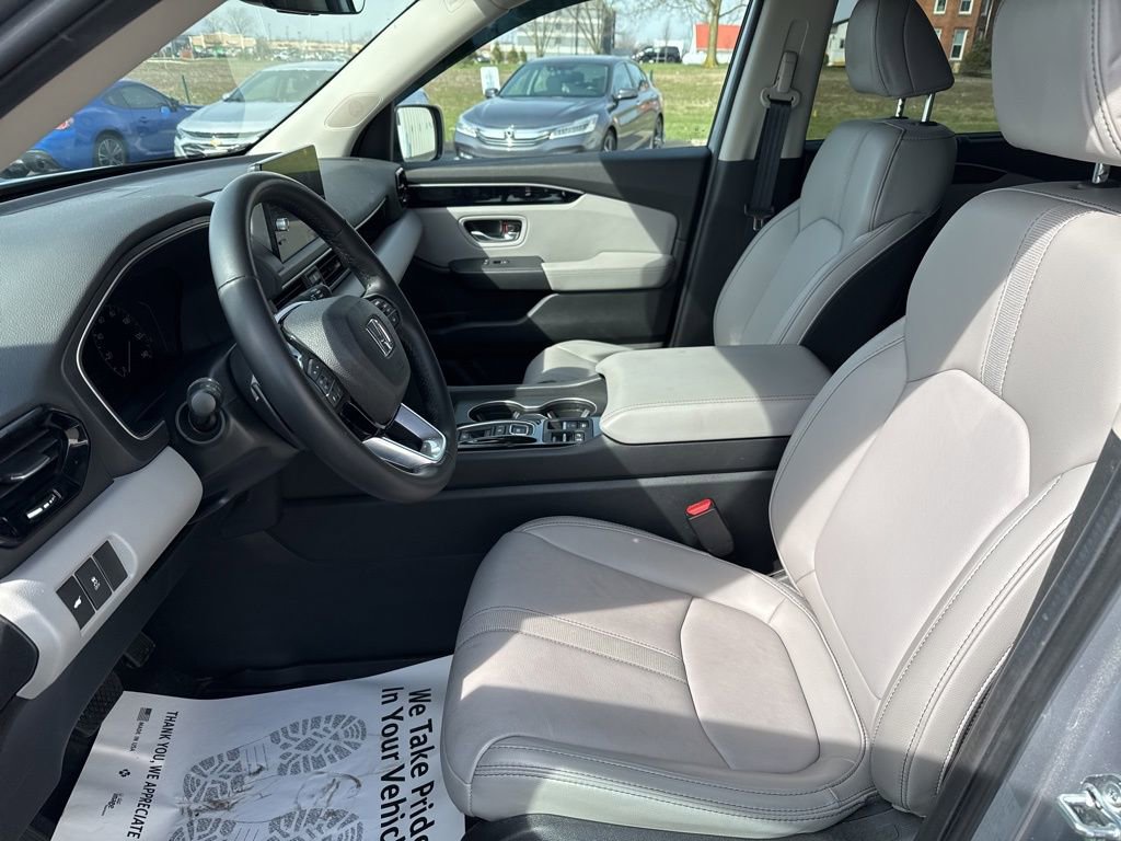 Used 2025 Honda Pilot EX-L image 25