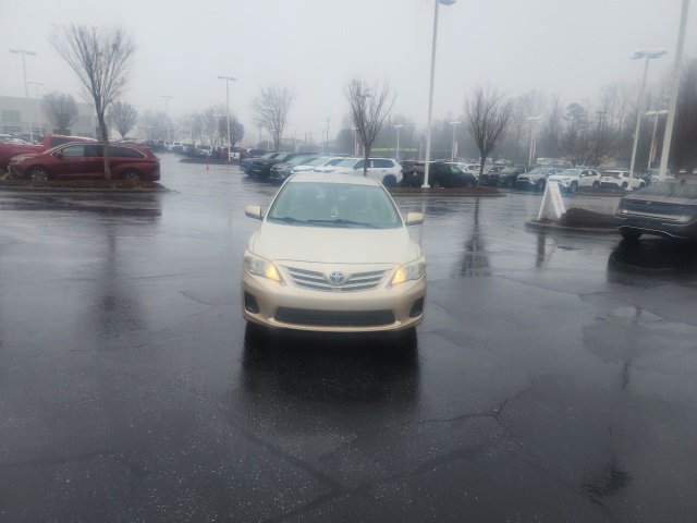 Used 2013 Toyota Corolla S image 2