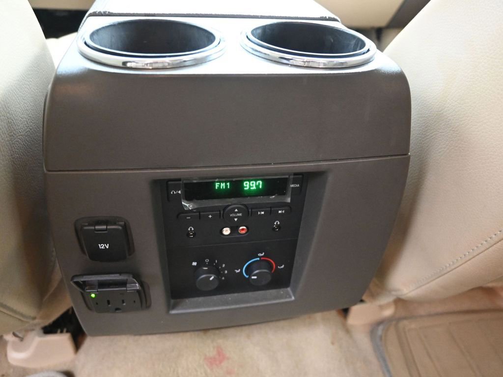 Used 2012 Ford Expedition XLT RWD image 18