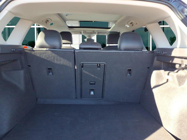 Certified 2023 Volkswagen Taos SEL image 10