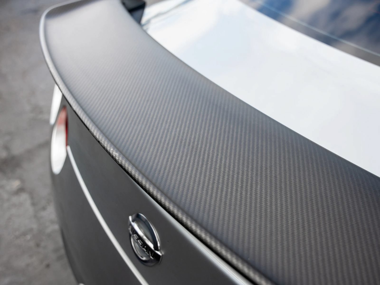 Used 2009 Nissan GT-R Premium AWD/4WD image 36