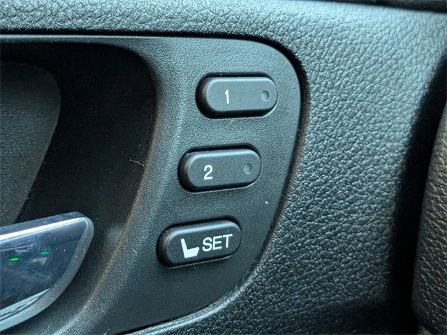 Used 2022 Honda Pilot Touring image 35