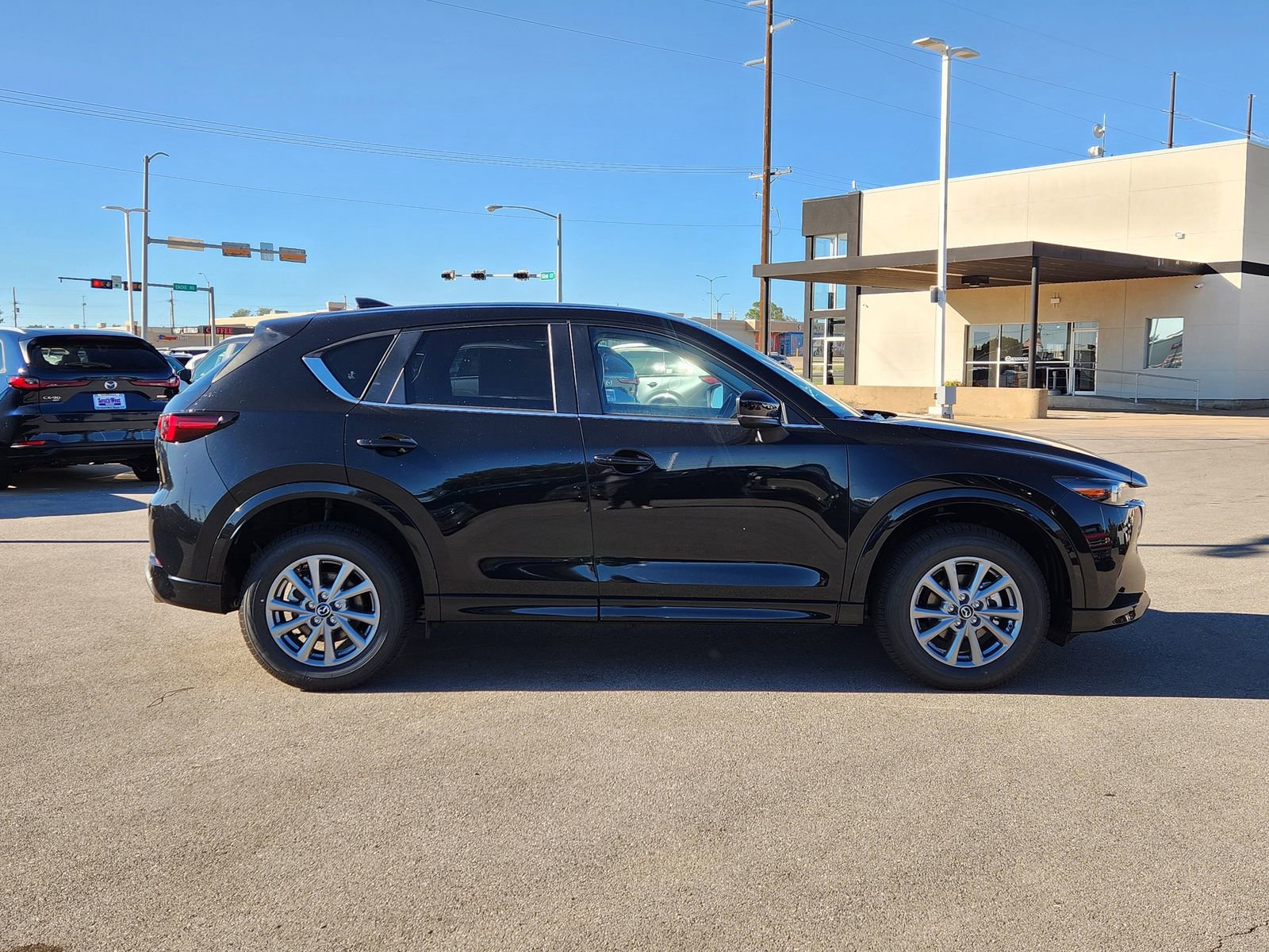 New 2025 MAZDA CX-5 AWD 2.5 S w/ Select Package image 7