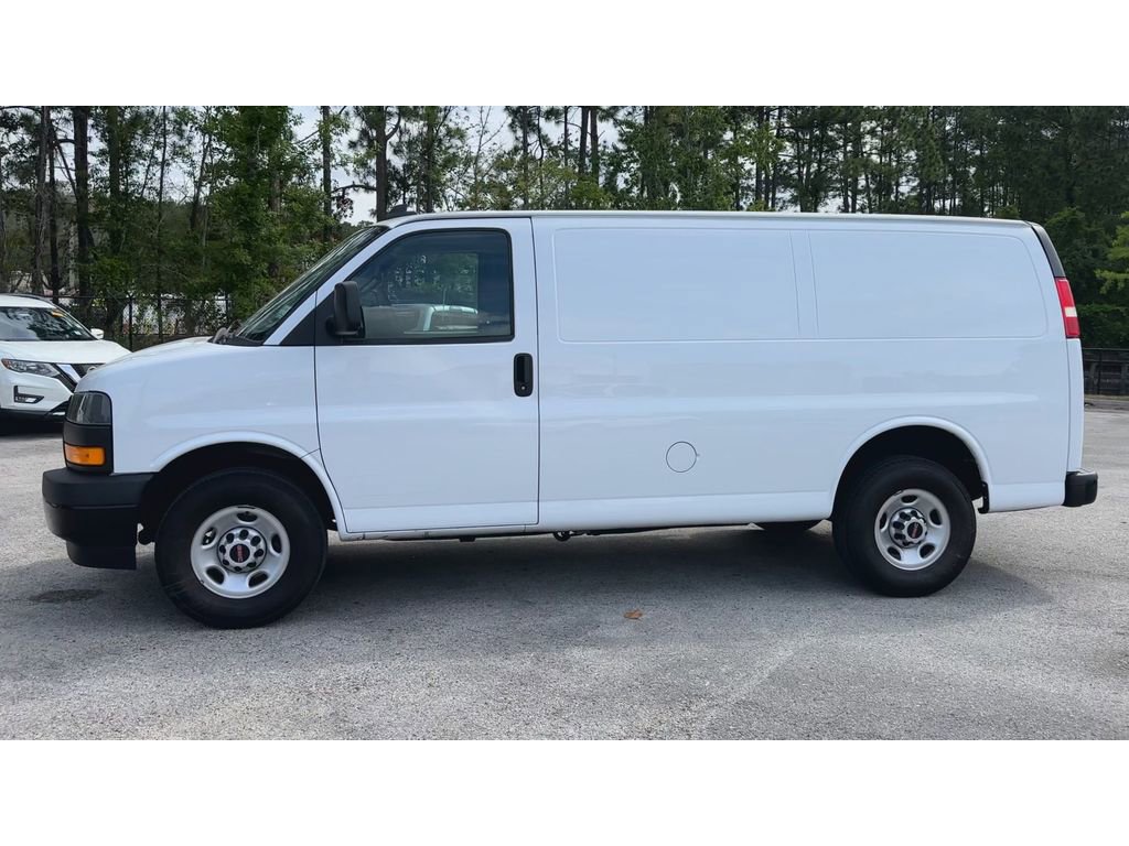 Certified 2023 GMC Savana 2500 w/ Driver Convenience Package RWD image 5