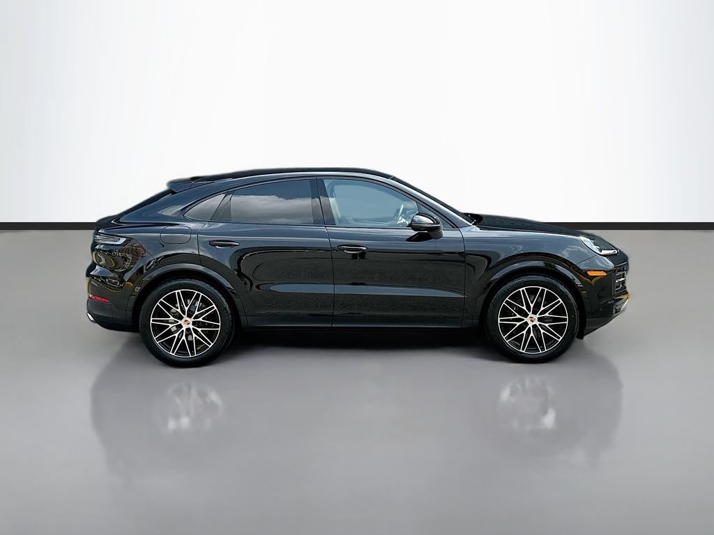 New 2026 Porsche Cayenne Coupe AWD/4WD image 8