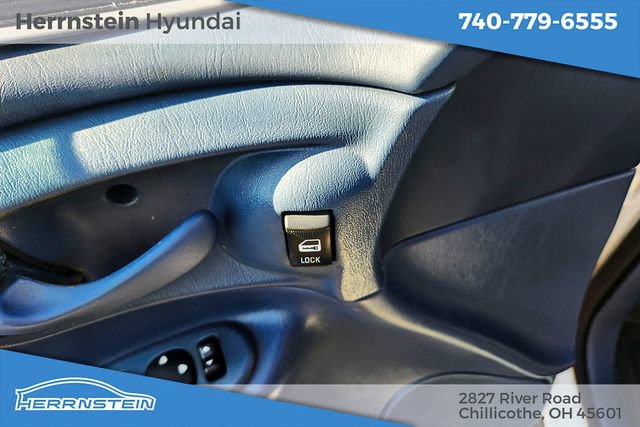 Used 2003 Chevrolet Impala FWD image 16