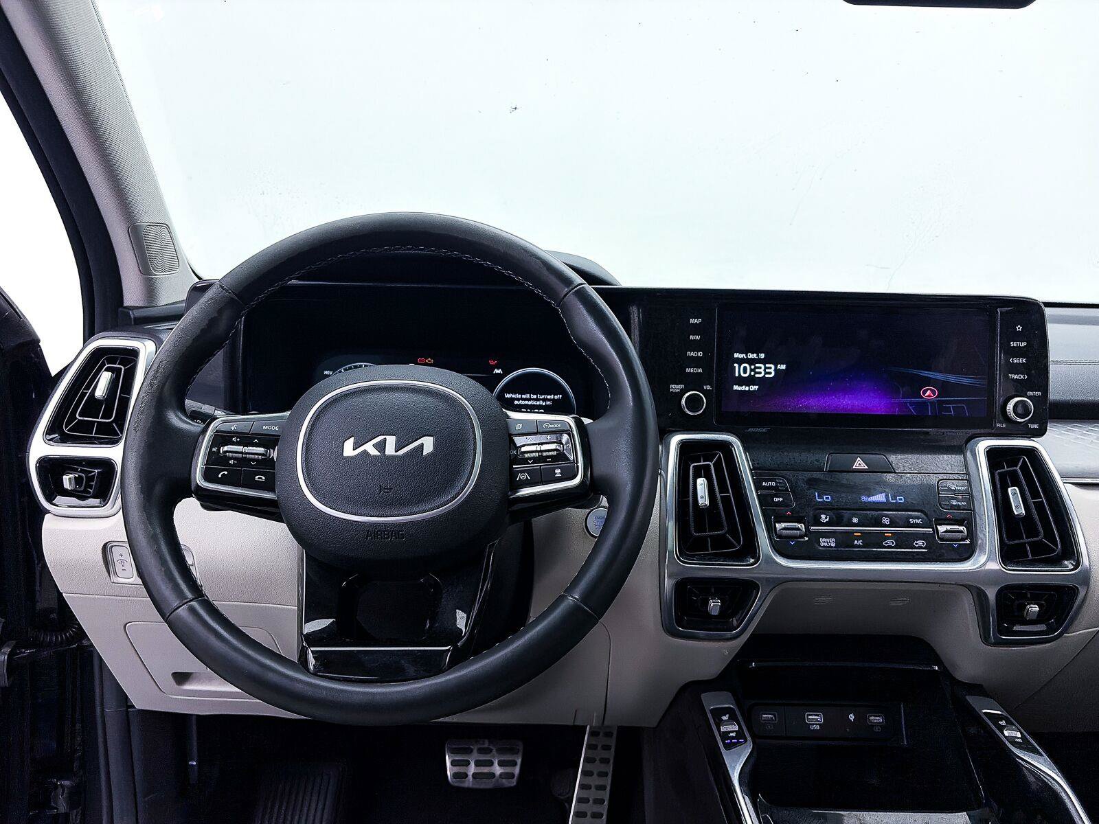 Used 2023 Kia Sorento SX Prestige AWD/4WD image 5