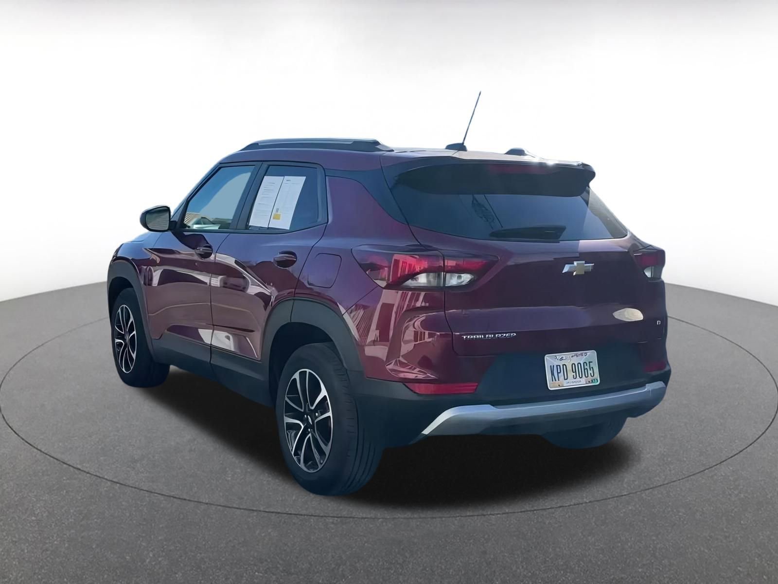 Used 2025 Chevrolet TrailBlazer LT image 11