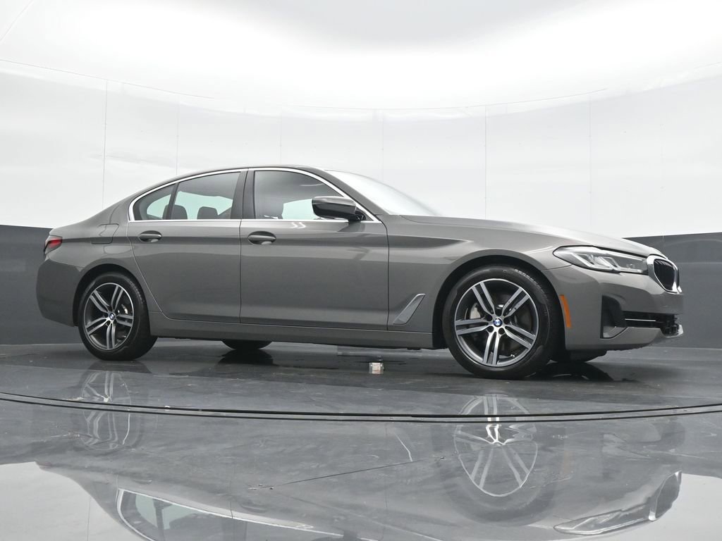 Used 2022 BMW 530i xDrive image 23