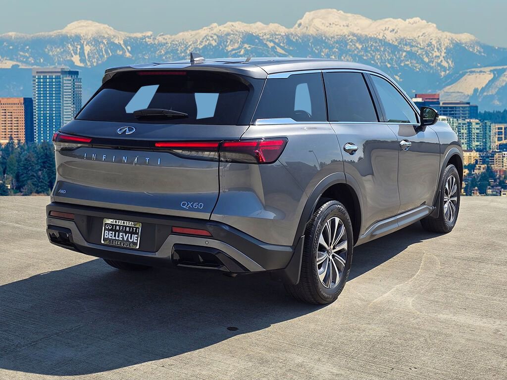 Used 2024 INFINITI QX60 Pure image 3