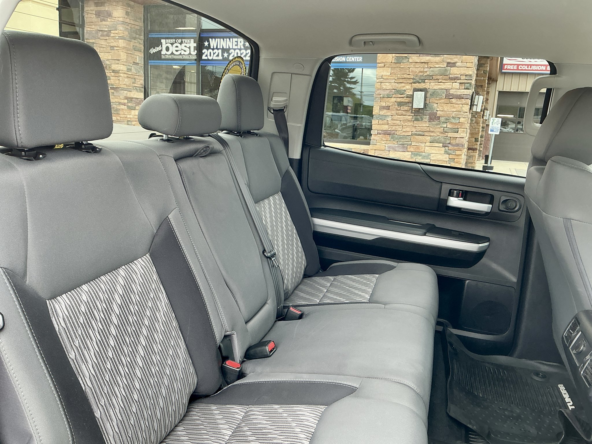 Used 2021 Toyota Tundra SR5 w/ Convenience Package AWD/4WD image 16
