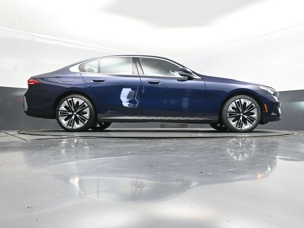 New 2026 BMW 530i w/ Premium Package image 43
