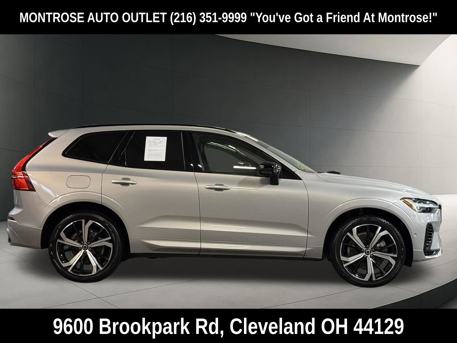 Used 2024 Volvo XC60 T8 Ultimate w/ Protection Package Premier image 3
