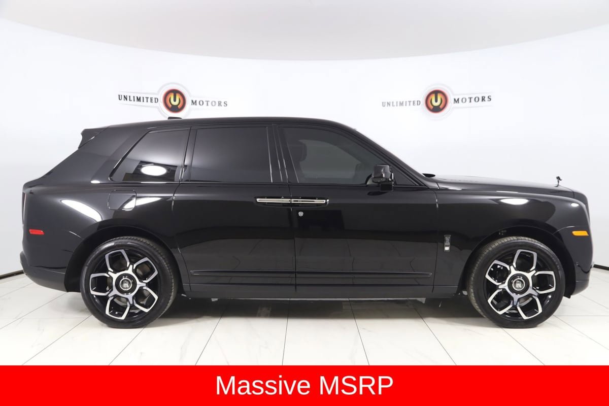 Used 2024 Rolls-Royce Cullinan Black Badge AWD/4WD image 2