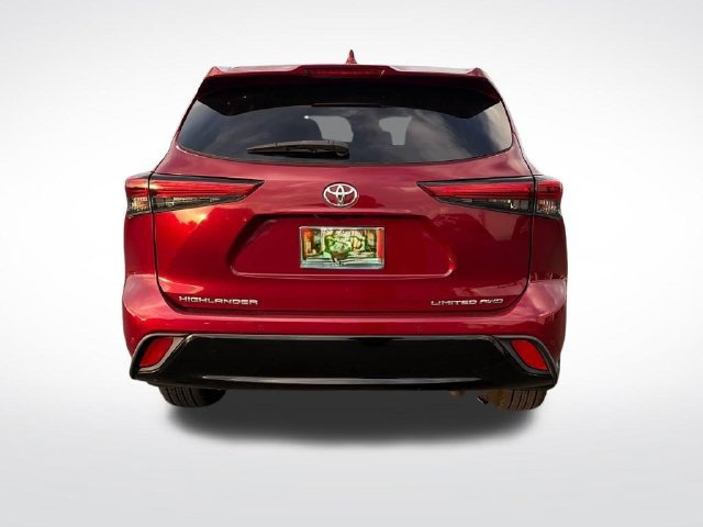 Used 2021 Toyota Highlander Limited AWD/4WD image 4