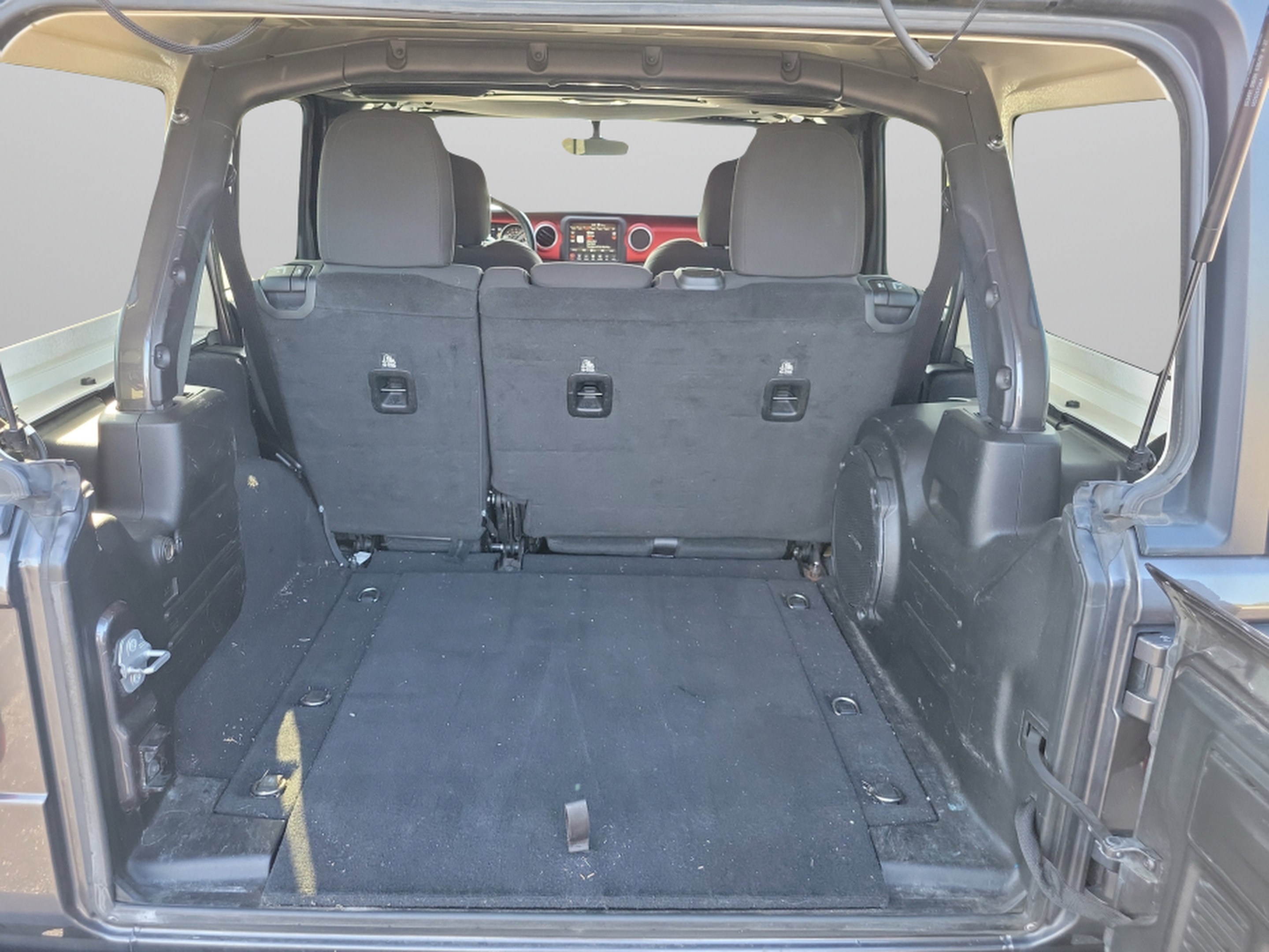 Used 2019 Jeep Wrangler Unlimited Rubicon AWD/4WD image 7