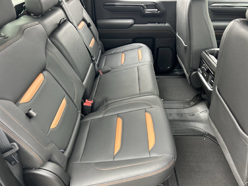 Used 2022 GMC Sierra 1500 AT4 w/ AT4 Premium Package AWD/4WD image 27