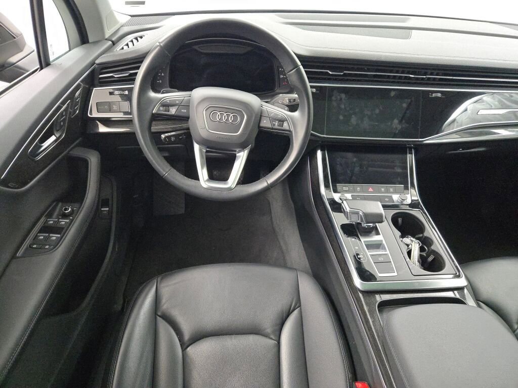 Used 2024 Audi Q7 3.0T Premium Plus image 23