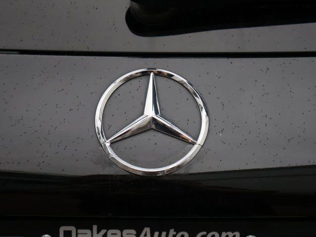 Used 2020 Mercedes-Benz GLC 300 4MATIC w/ Premium Package image 19