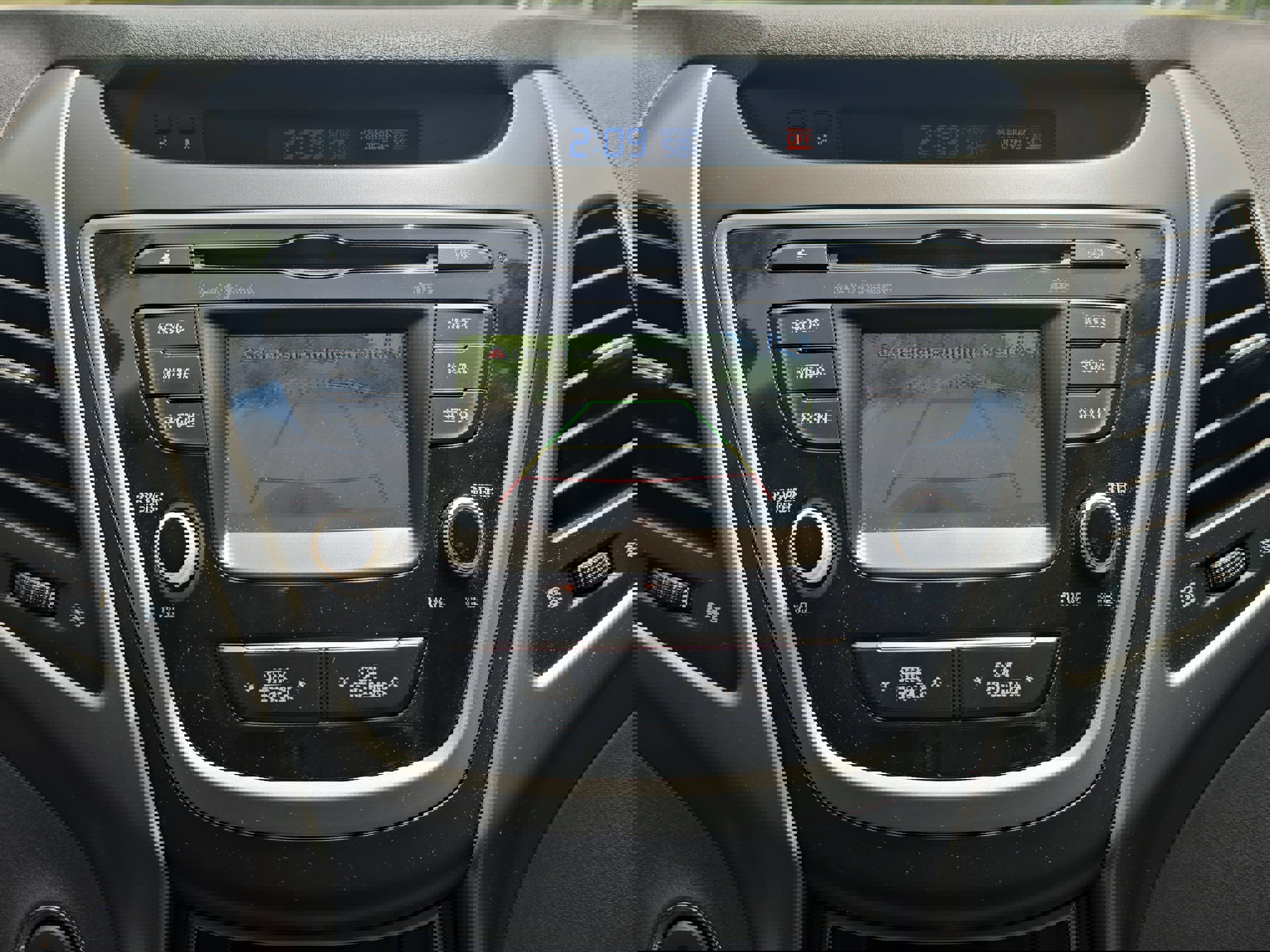 Used 2015 Hyundai Elantra Sport FWD image 21