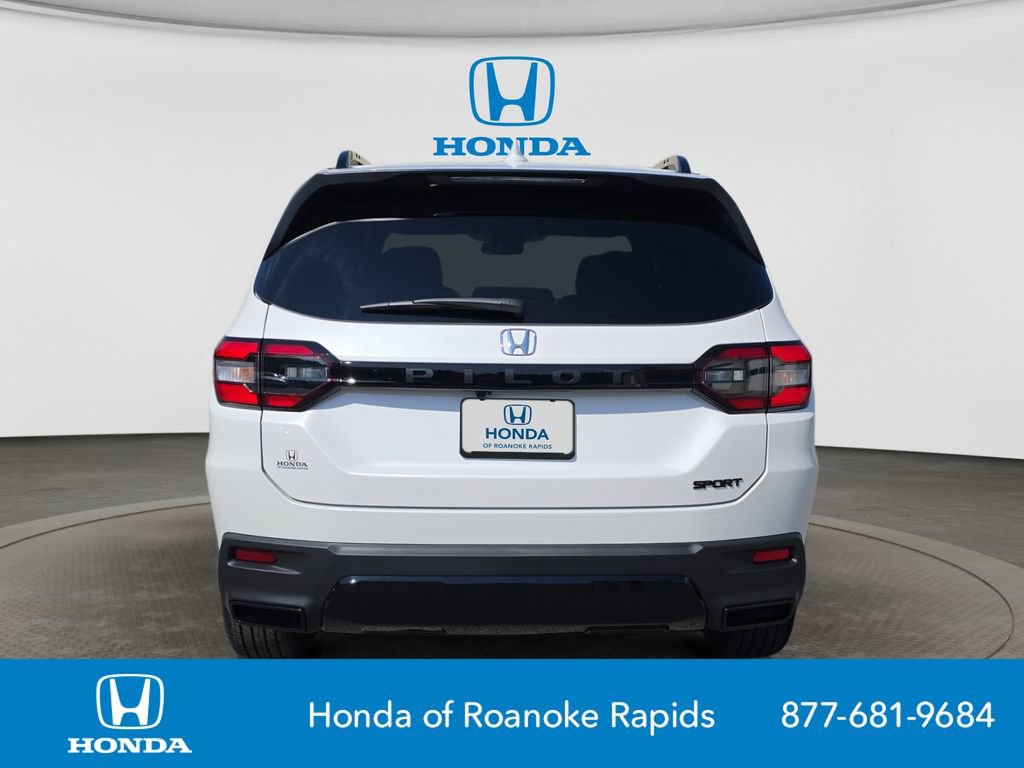New 2026 Honda Pilot Sport image 4