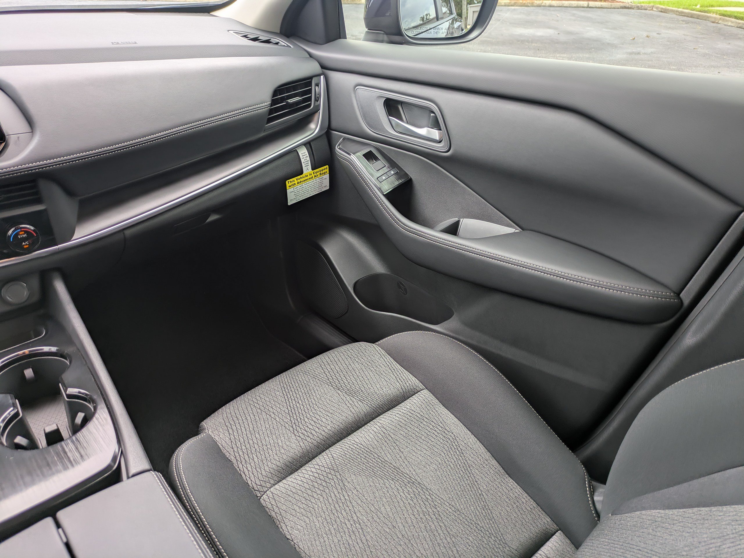 New 2026 Nissan Rogue SV FWD image 19