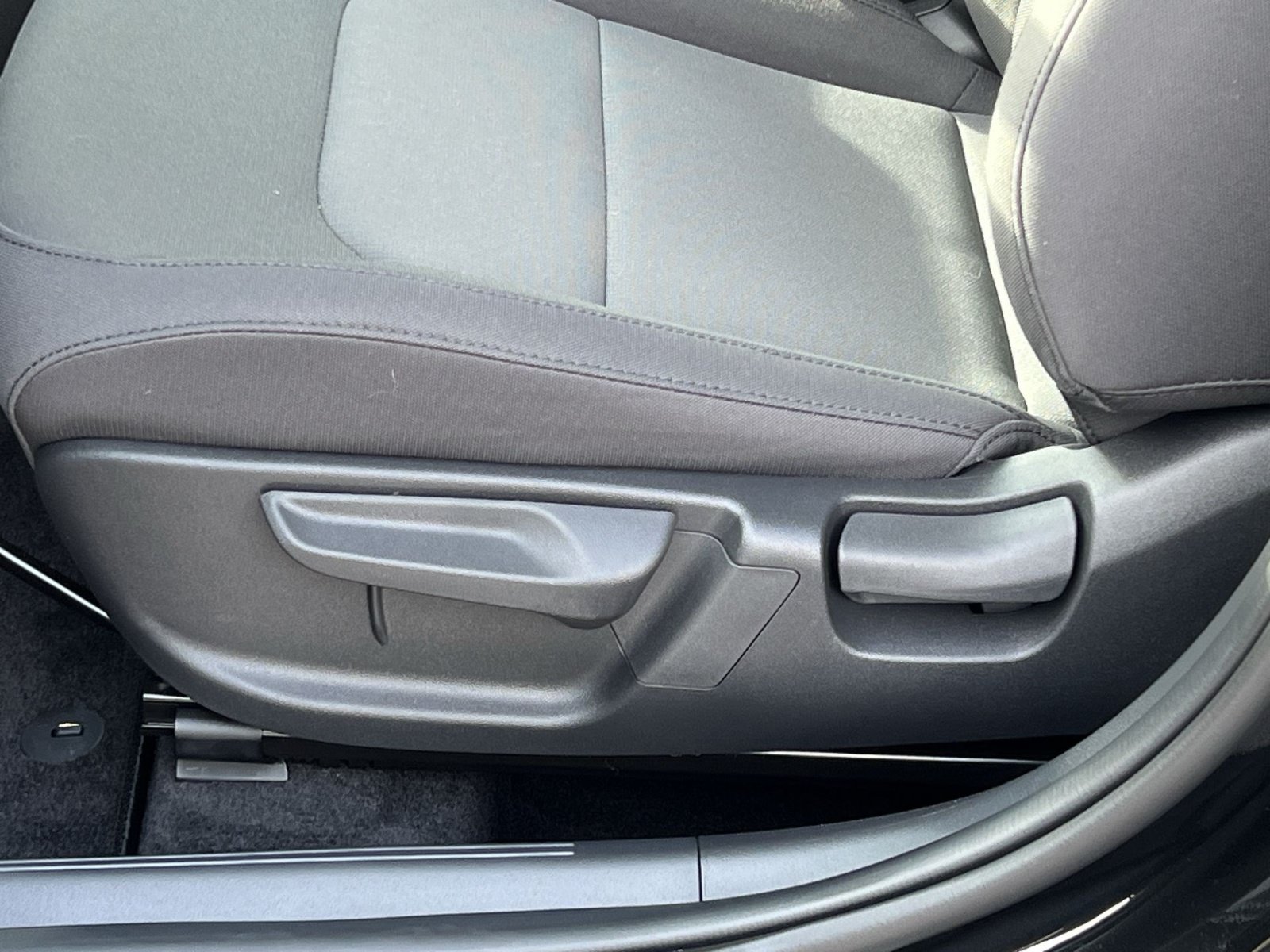New 2026 Kia Niro LX FWD image 19
