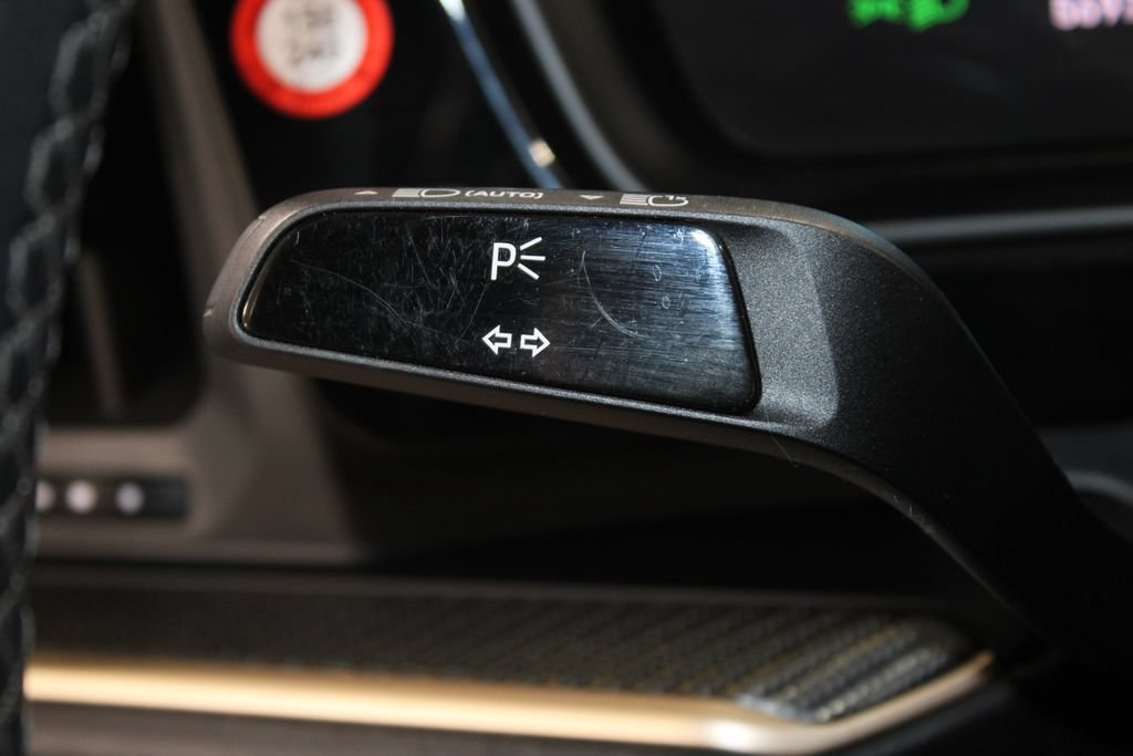 Used 2024 Porsche Cayenne Coupe AWD/4WD image 38