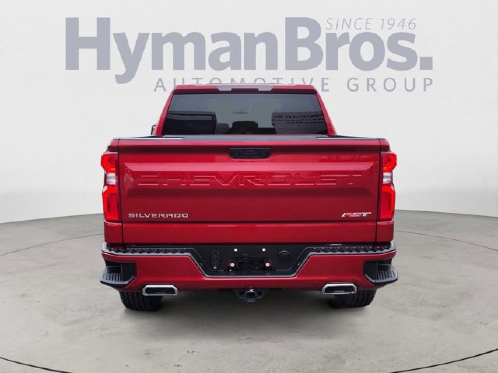 Used 2023 Chevrolet Silverado 1500 RST w/ Z71 Off-Road Package AWD/4WD image 4