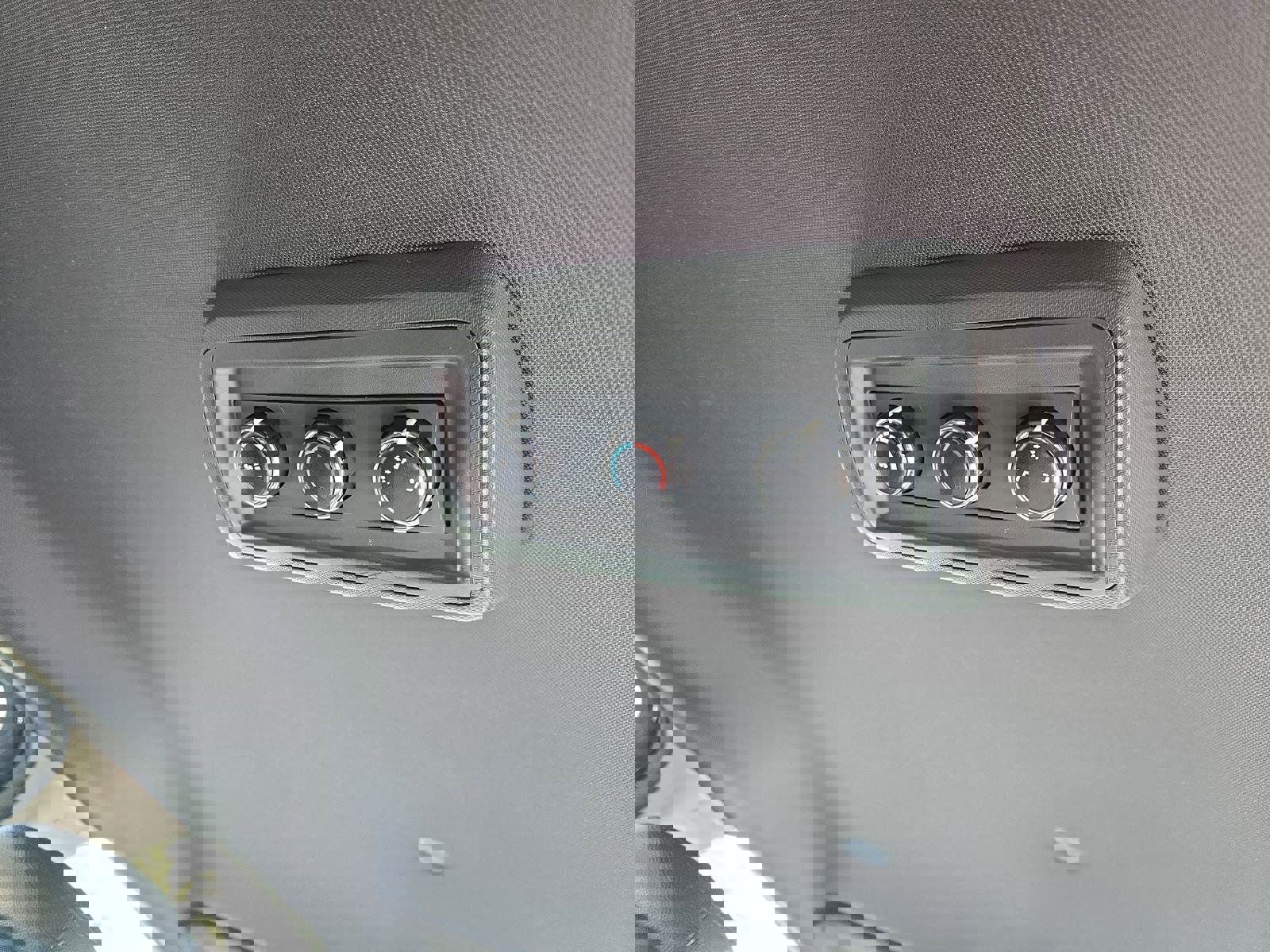 Used 2020 Dodge Grand Caravan SXT image 13