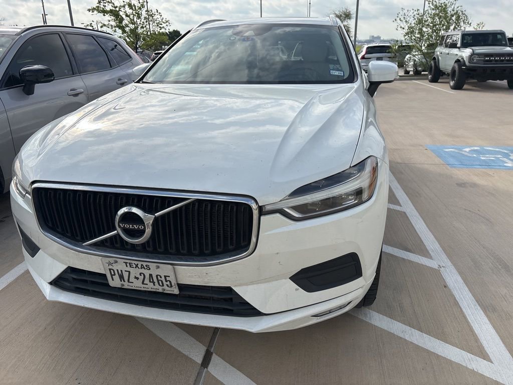 Used 2021 Volvo XC60 T5 Momentum w/ Protection Package Premier image 2