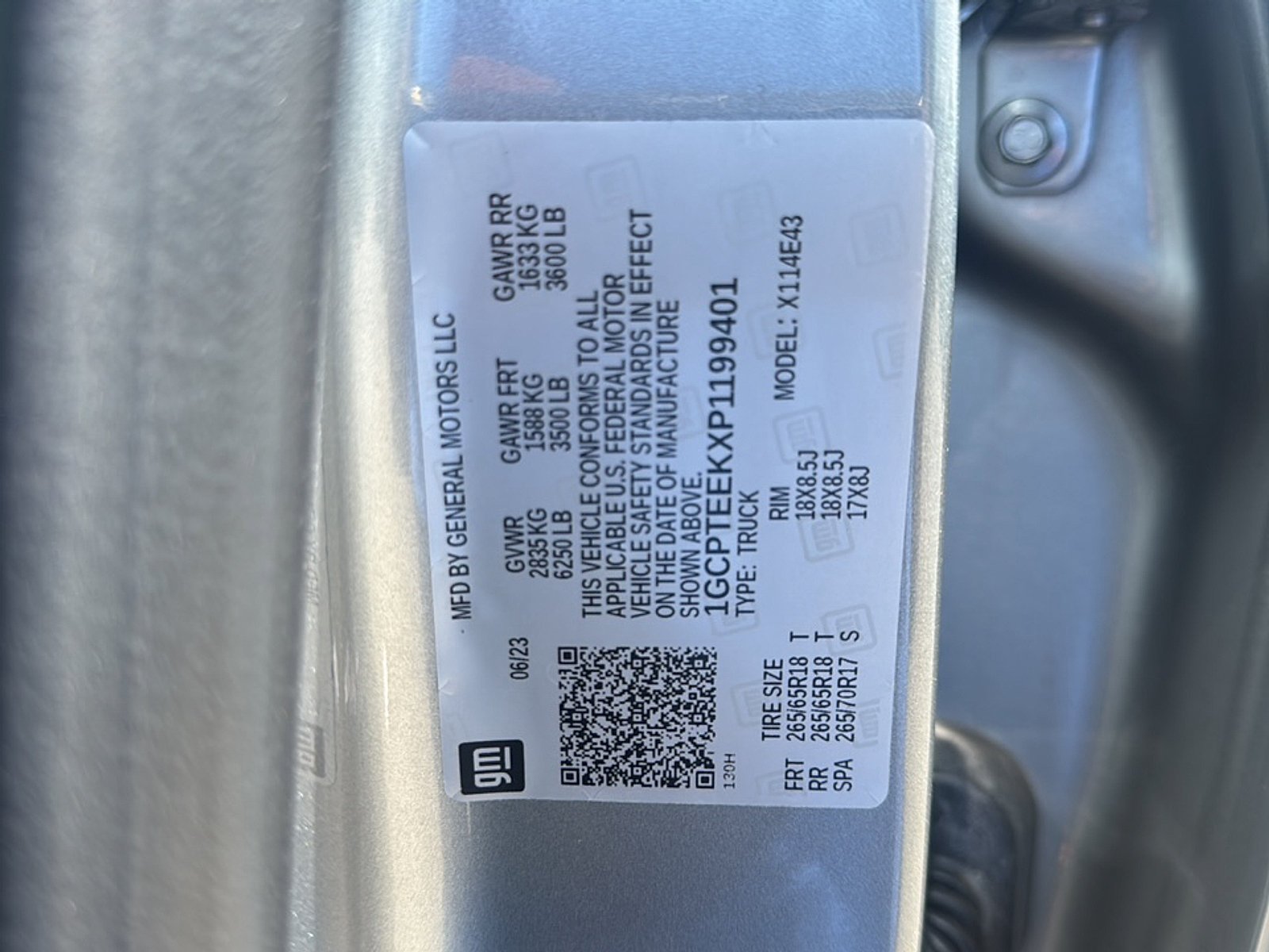 Used 2023 Chevrolet Colorado Trail Boss AWD/4WD image 47