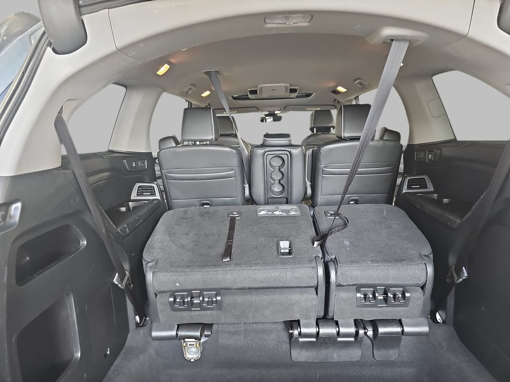 Used 2023 Honda Odyssey Elite image 18
