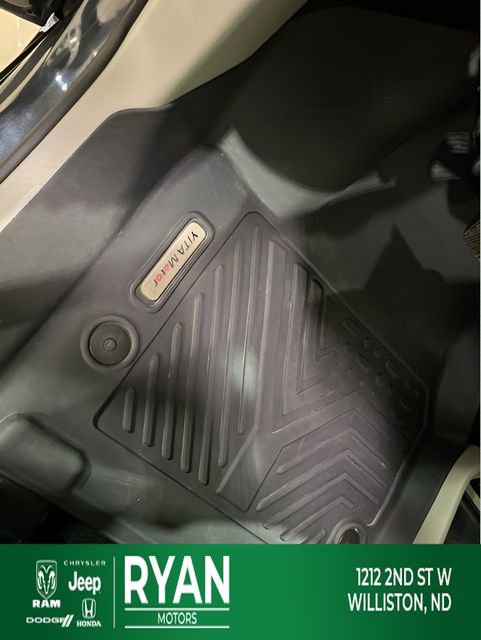 Used 2020 Chrysler Pacifica Limited image 18