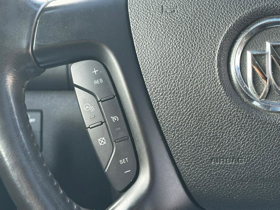 Used 2017 Buick Enclave Premium w/ Experience Buick Package AWD/4WD image 32