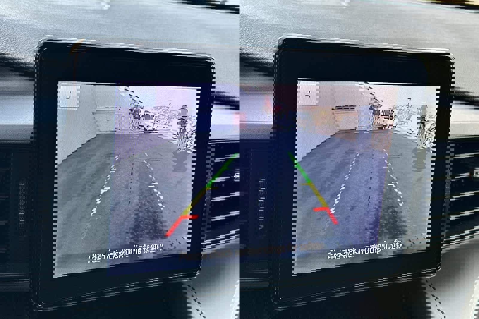 Used 2022 Ford Explorer XLT w/ Class IV Trailer Tow Package image 22