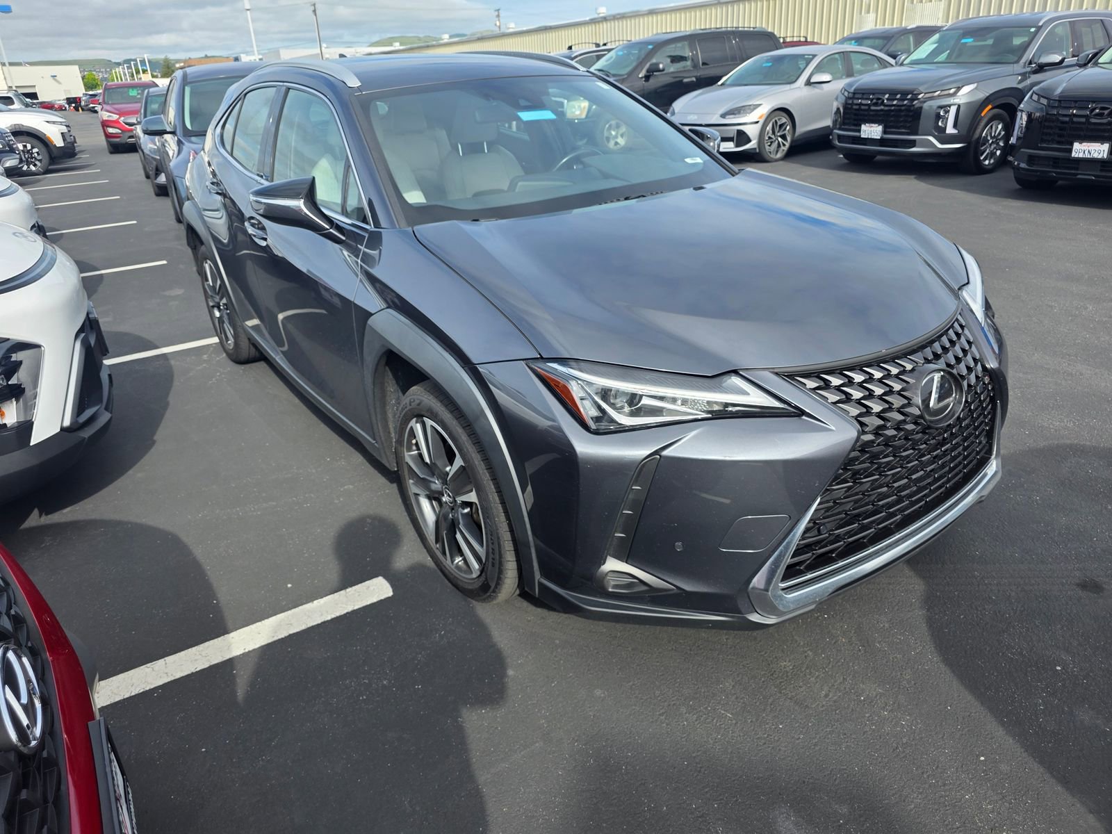 Used 2022 Lexus UX 200 w/ Accessory Package (Z2) image 2