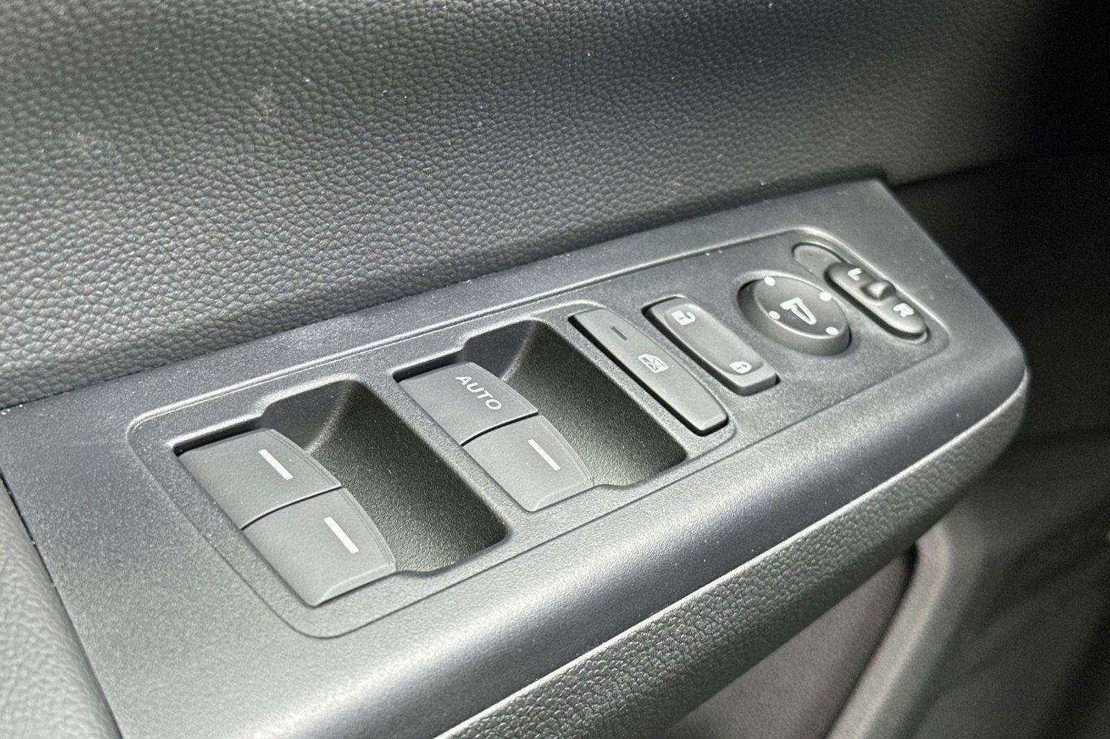 New 2026 Honda CR-V LX image 12