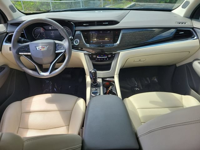 Used 2021 Cadillac XT6 Premium Luxury FWD image 17
