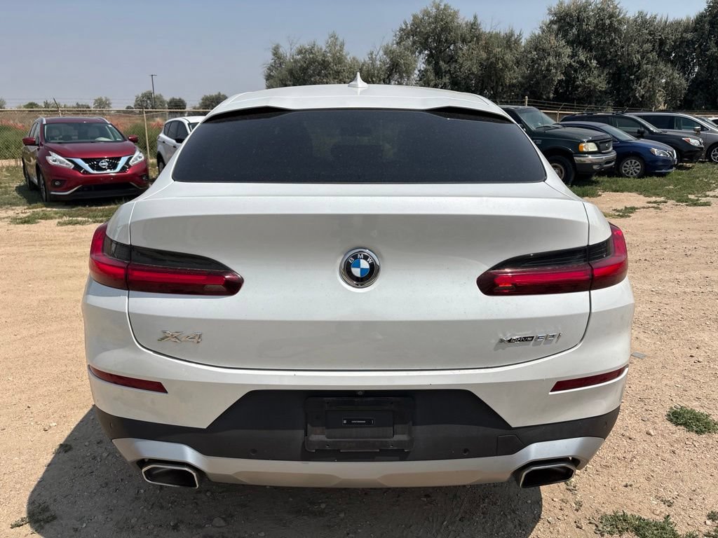 Used 2024 BMW X4 xDrive30i w/ Parking Assistance Package AWD/4WD image 4