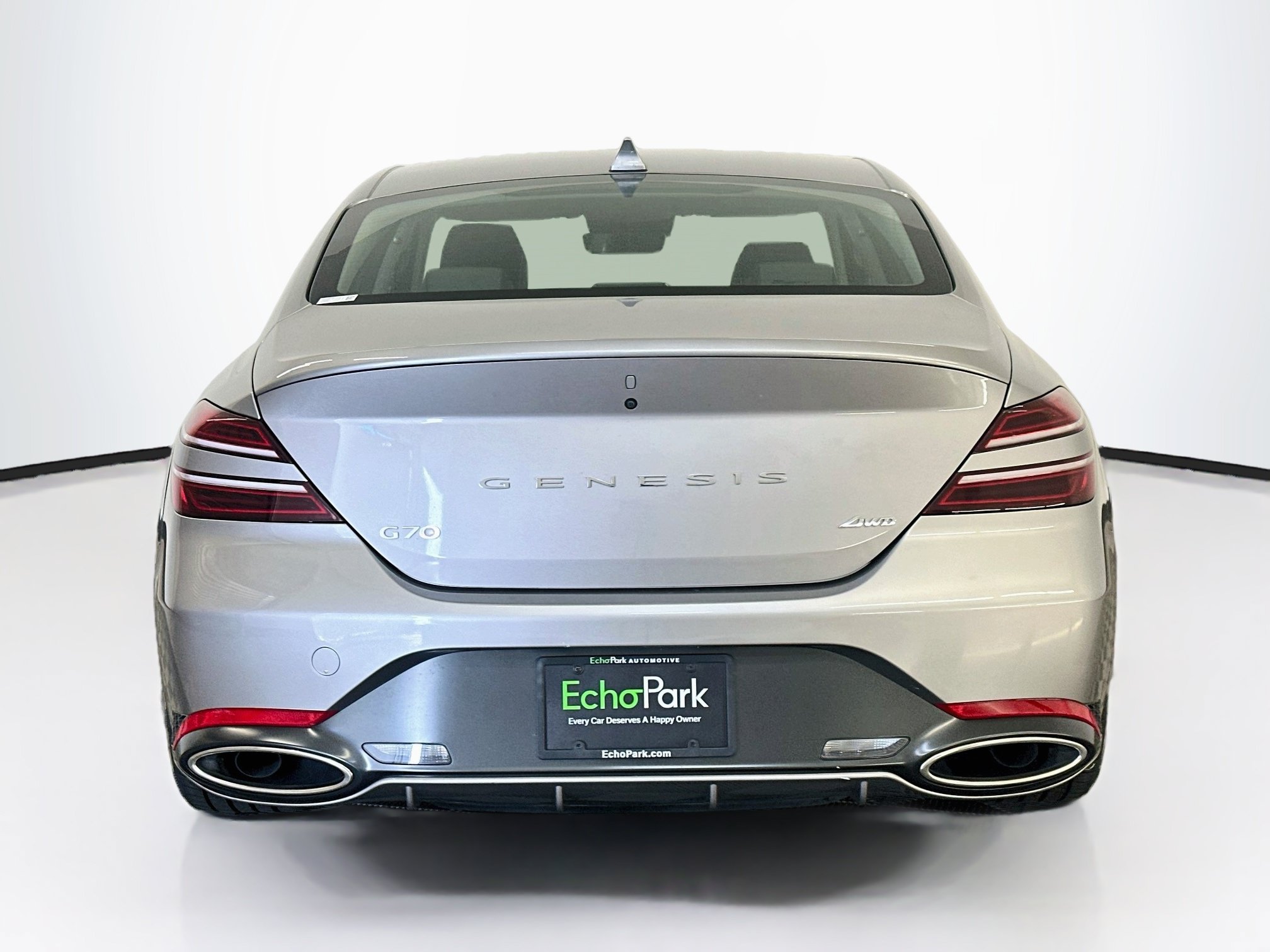 Used 2025 Genesis G70 2.5T AWD/4WD image 7