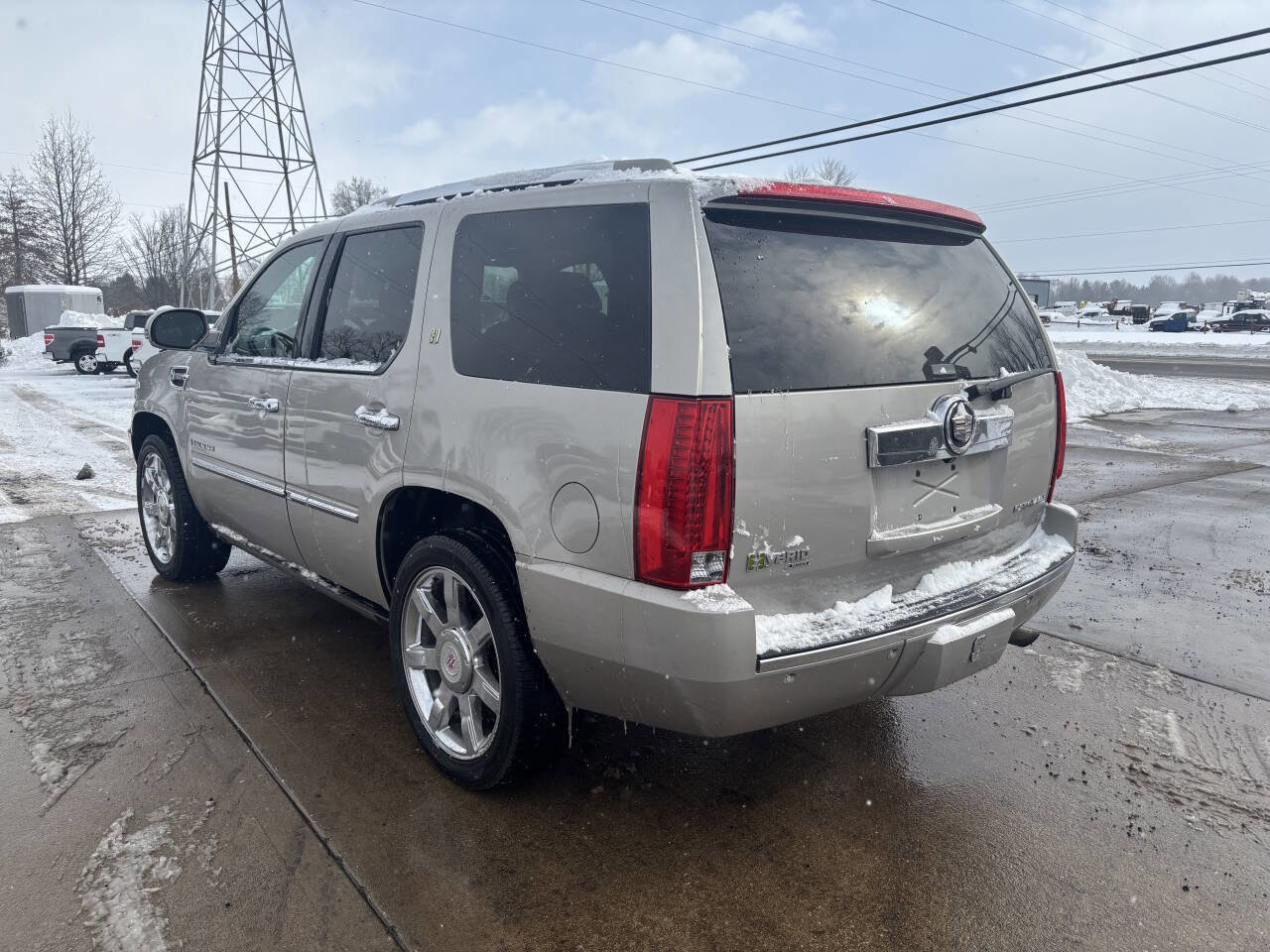 Used 2009 Cadillac Escalade Base 4dr Hybrid SUV image 31