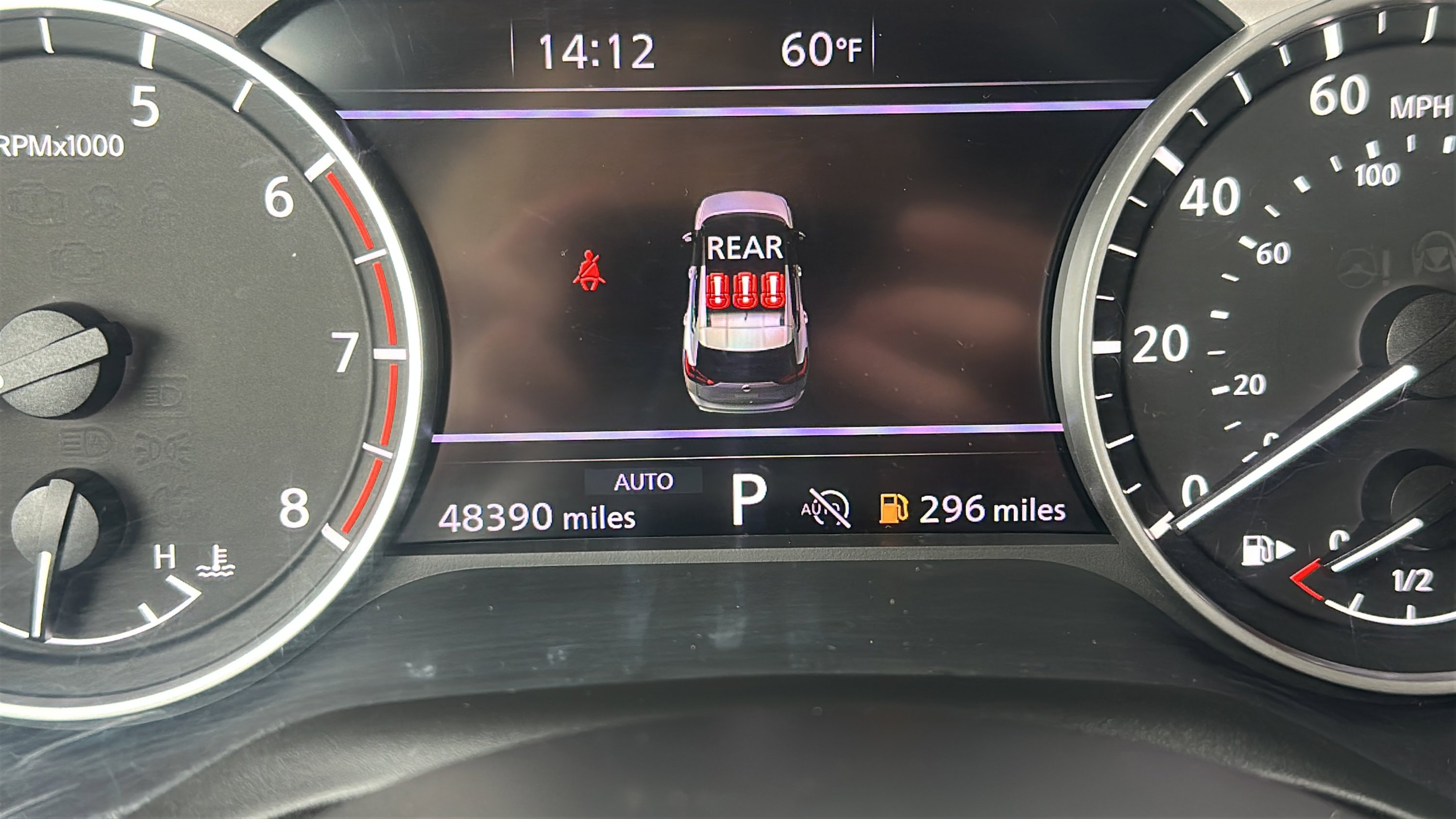 Used 2024 Nissan Rogue SV AWD/4WD image 14