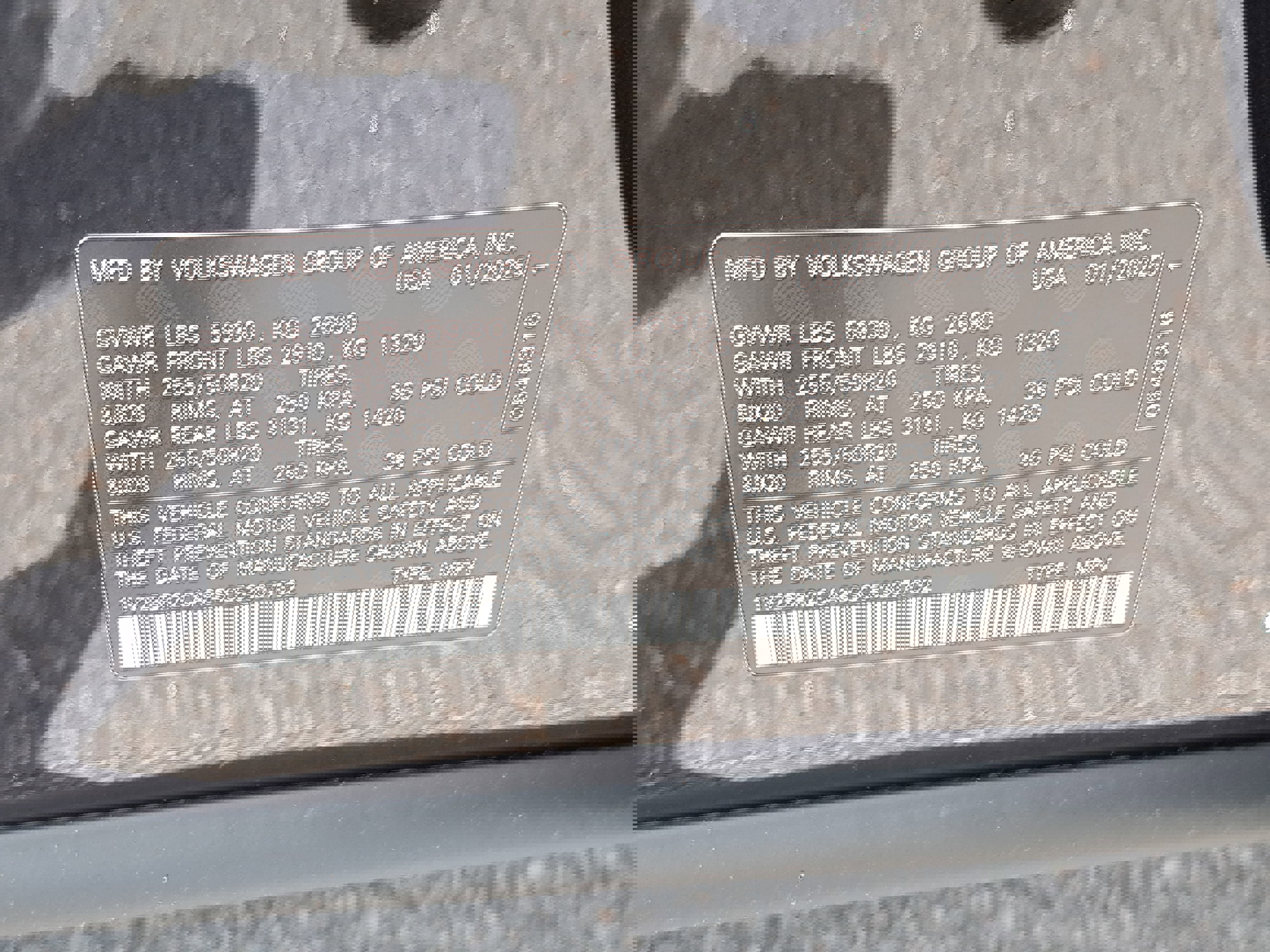 Certified 2025 Volkswagen Atlas SEL image 35